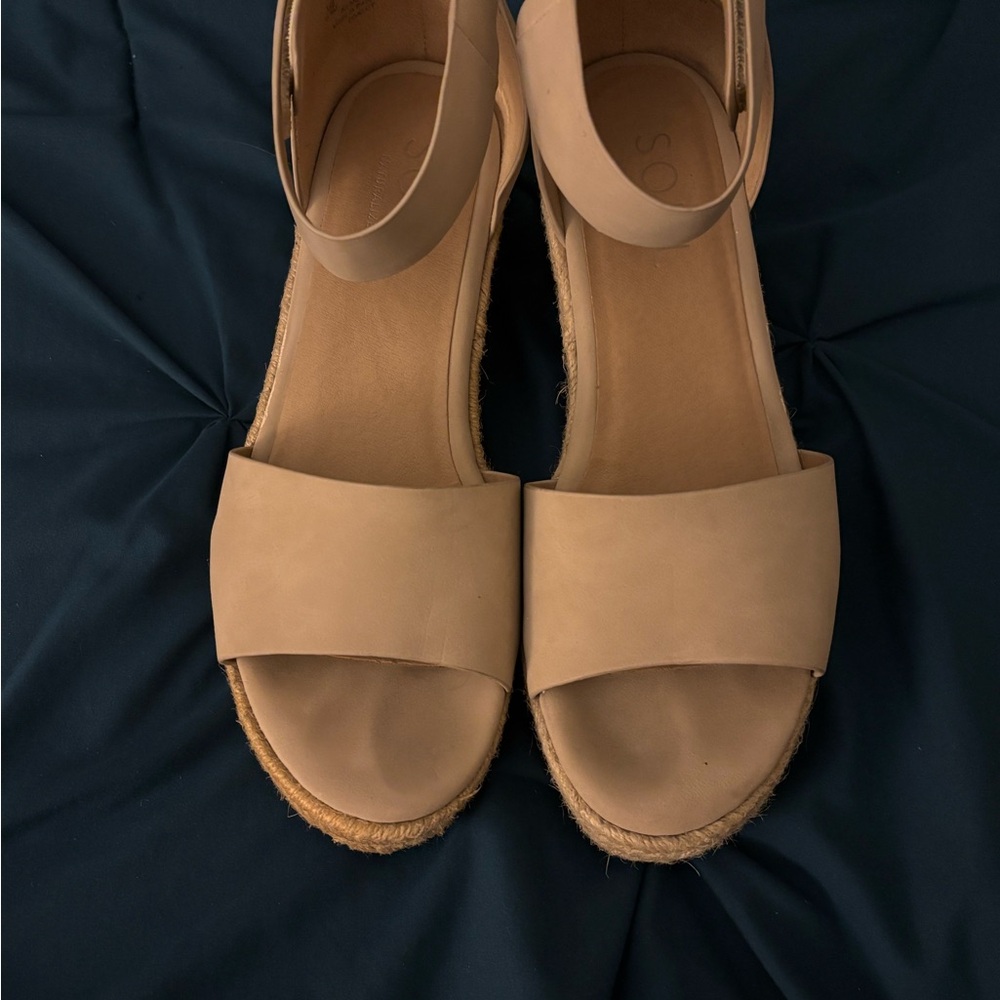 SOUL Naturalizer Tan Women's Sandals